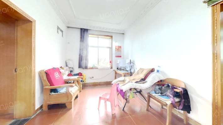 长江日报宿舍二手房实景图