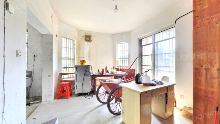 浪琴水岸花园(别墅)二手房实景图