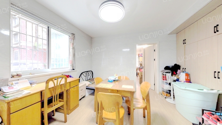 同济公寓二手房实景图