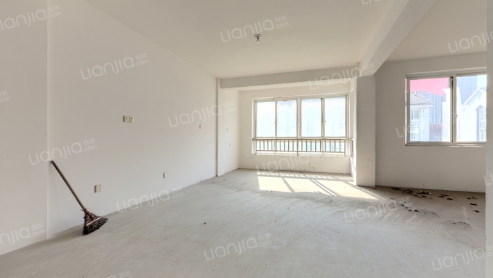 锦绣花苑南区二手房实景图