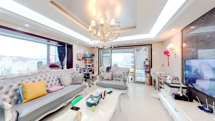 君临宝邸二手房实景图