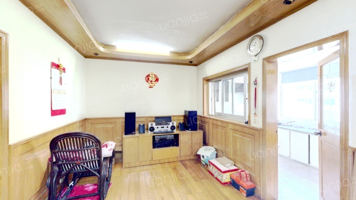 天等路214弄二手房实景图