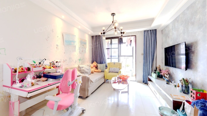 翡翠湾二期紫春庭二手房实景图