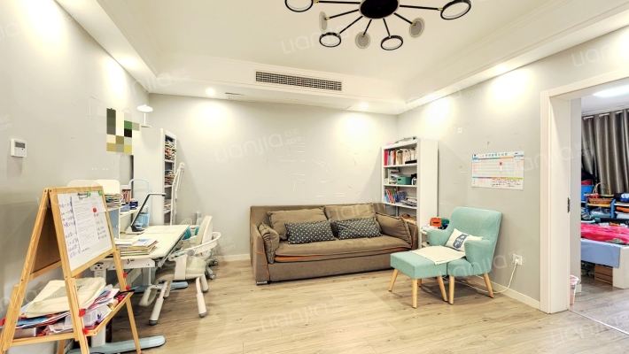 杏聚村二手房实景图