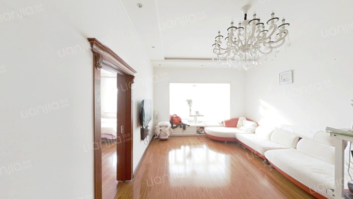 巴黎广场二手房实景图