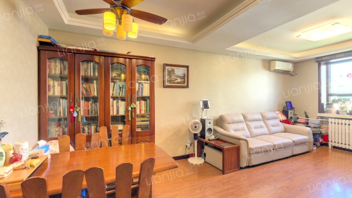 翠微路25号院二手房实景图