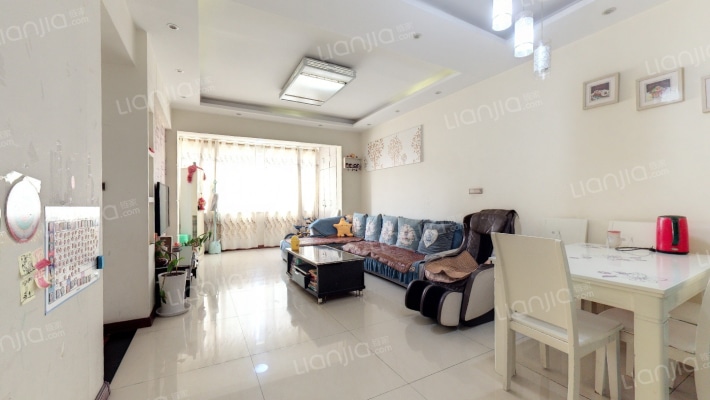 巴比亚半山二手房实景图