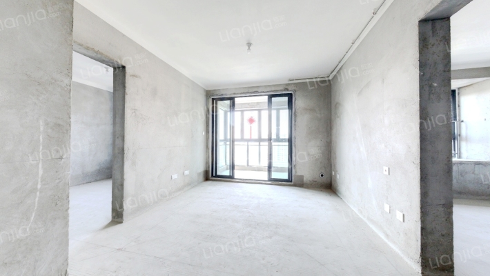 源长花园二手房实景图