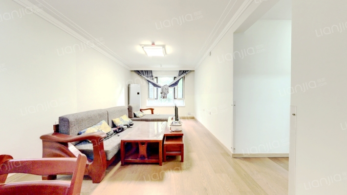 保利蔷薇公馆二手房实景图