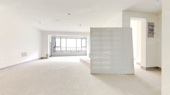 保利山语二手房实景图