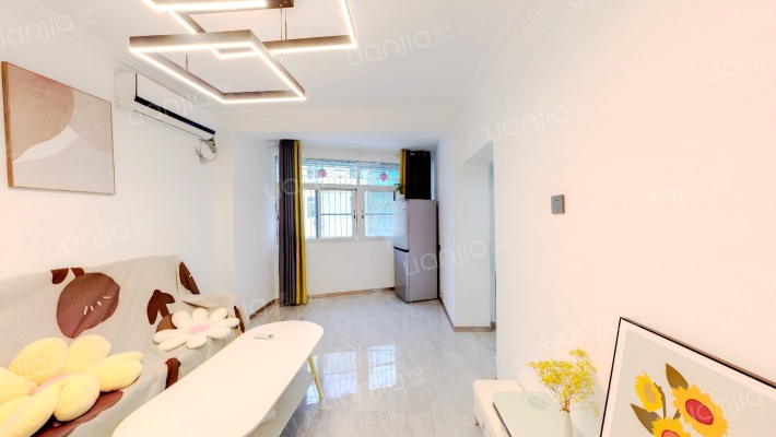 岑东路二手房实景图