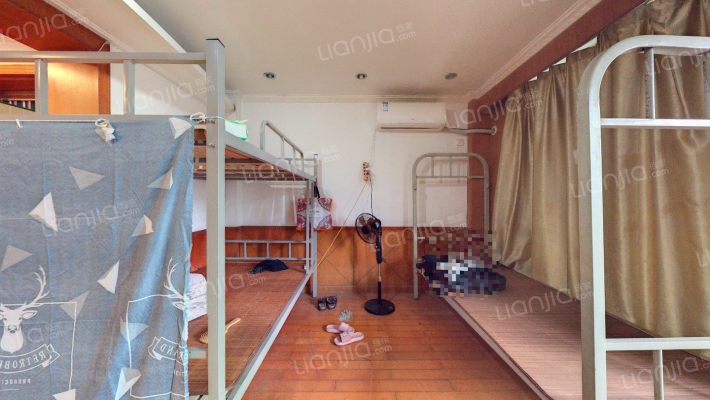 恒信花园A区二手房实景图