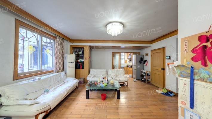 万春一三区二手房实景图