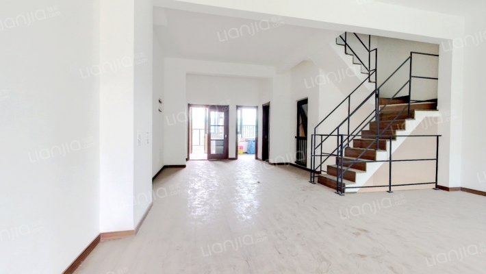 保利天空之城泊院南区二手房实景图