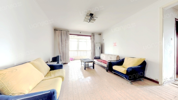 东郡蓝湾二手房实景图