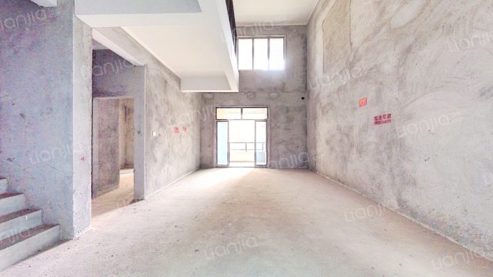 融睿香墅里二手房实景图