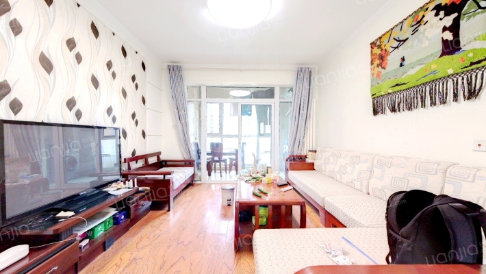 绿地中央广场三区二手房实景图