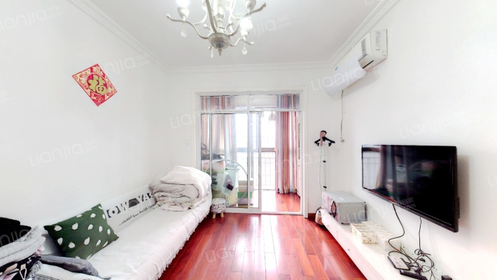 世方水岸二手房实景图