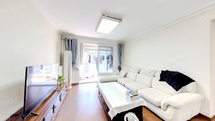 万科城棕榈苑二手房实景图