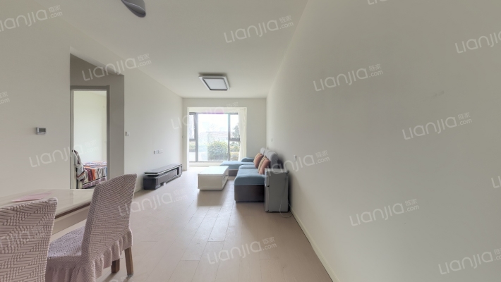 青岛碧桂园瑞源朗悦湾二手房实景图