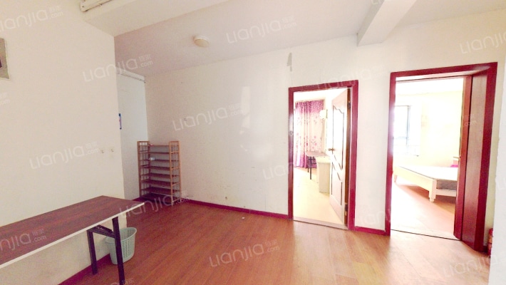 顺城锦湖湾二手房实景图