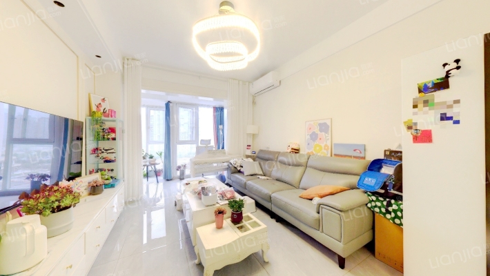 领馆逸品二手房实景图