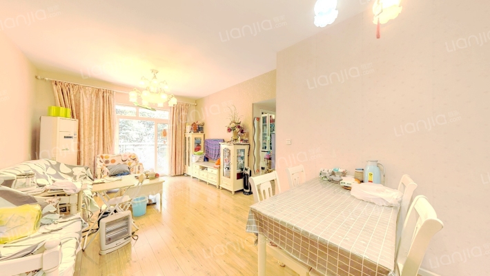 阳光华庭二手房实景图