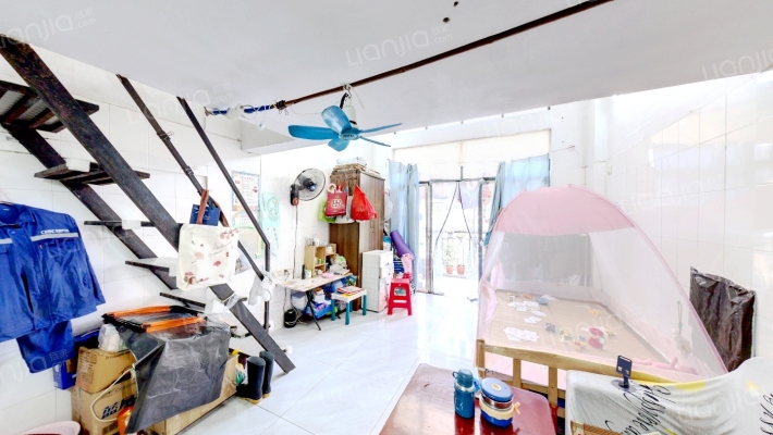 金色港湾二手房实景图