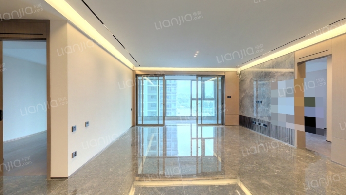 翡丽铂湾二手房实景图