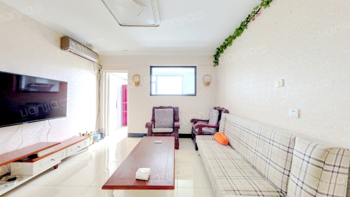 郑上路40号院二手房实景图