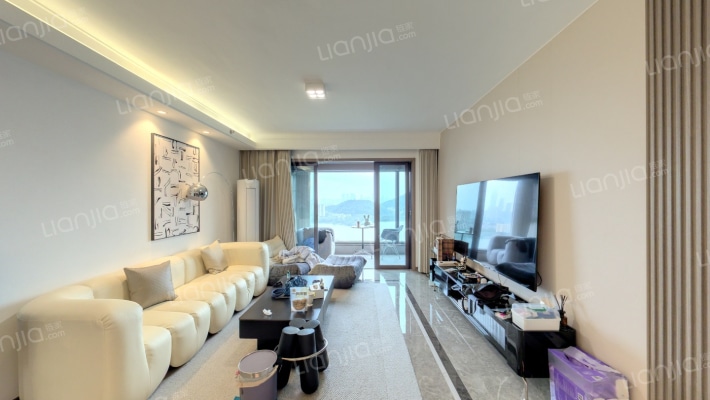 越秀悦湖台二手房实景图