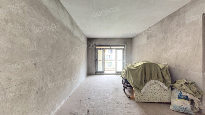 盛唐叠彩山一期二手房实景图