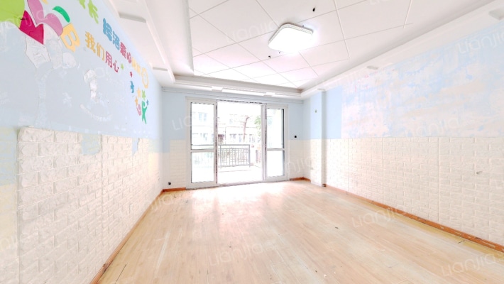 东郊小镇第七街区二手房实景图