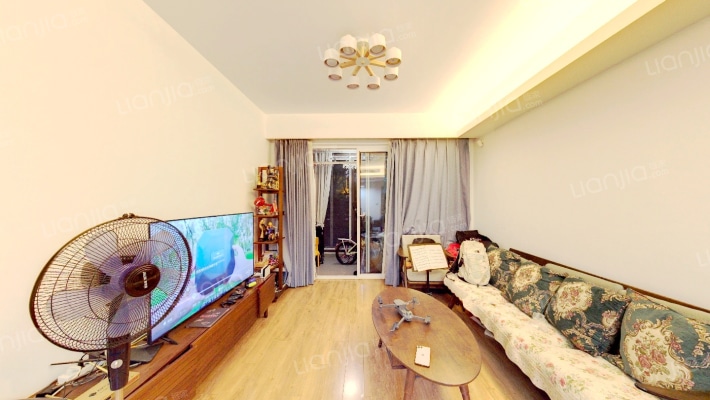 安亭新镇波恩风情二手房实景图