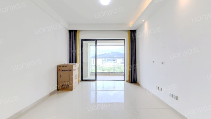 奥园翡翠东湾二手房实景图