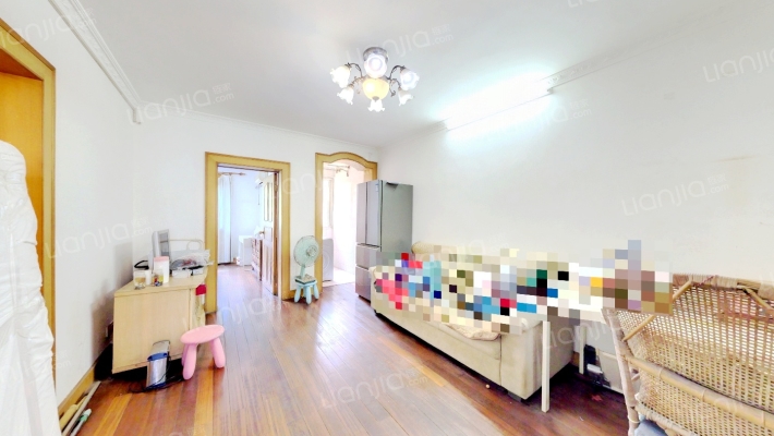 龙柏六村二手房实景图