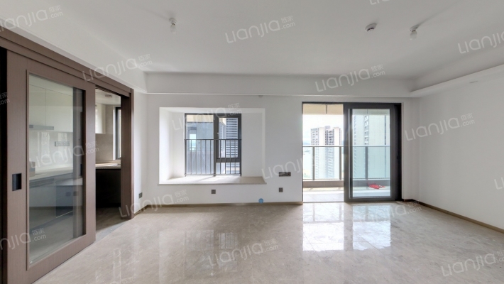 招商臻湾府二手房实景图