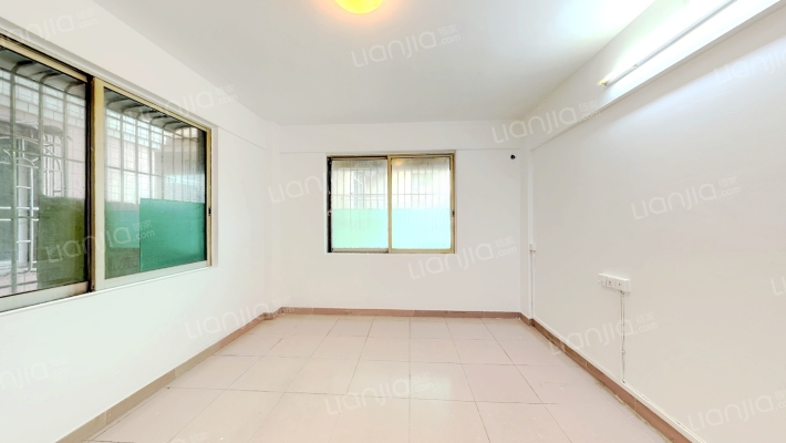 一村东东成新村二手房实景图