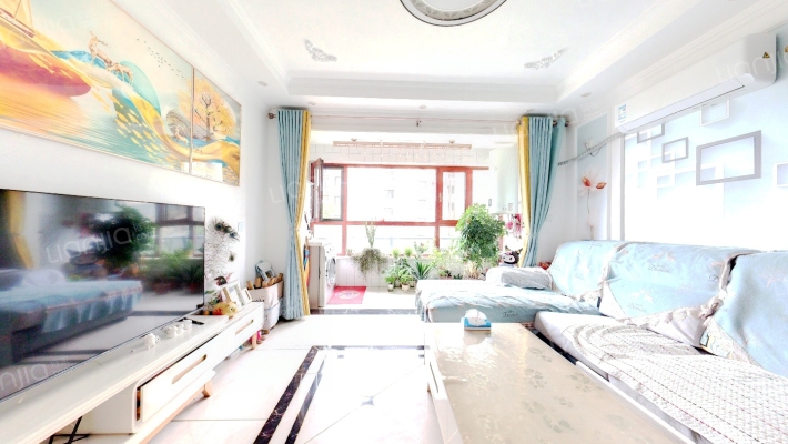 剑桥小镇二手房实景图