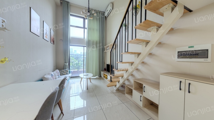 万科金域中央(公寓)二手房实景图