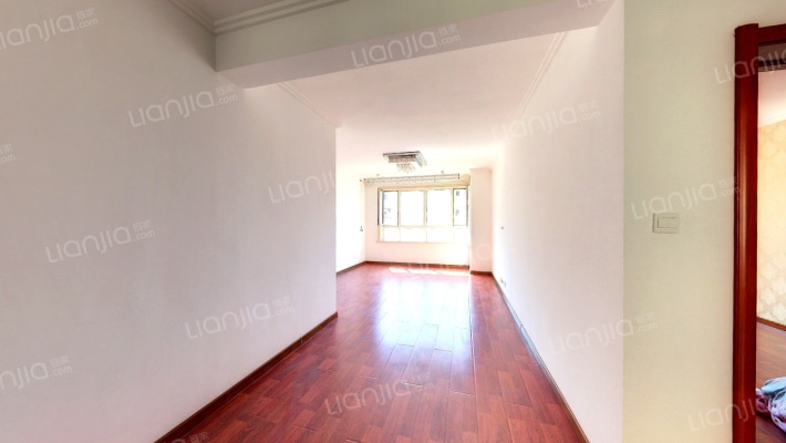 桃园臻品小区二手房实景图