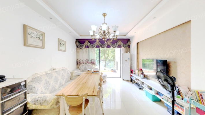 花样年美岸二手房实景图