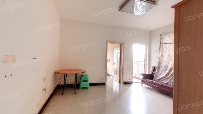 聚盛家居二手房实景图