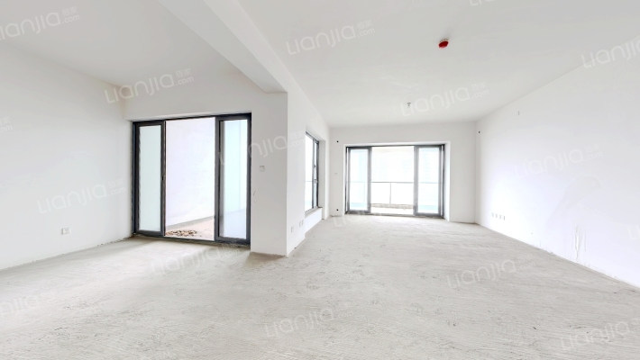 时代豪庭四期二手房实景图