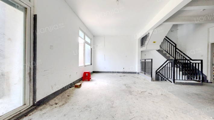 新城上坤樾山美墅二手房实景图