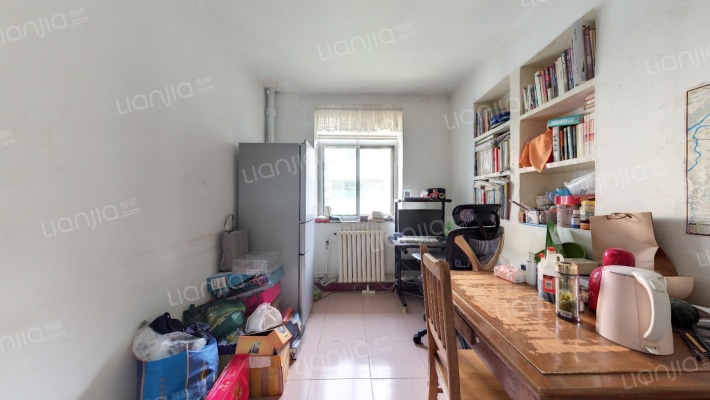 红缨路农行家属院二手房实景图