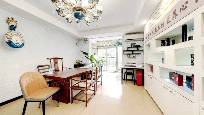 海尔东城国际南区二手房实景图