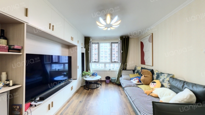 合立方二手房实景图