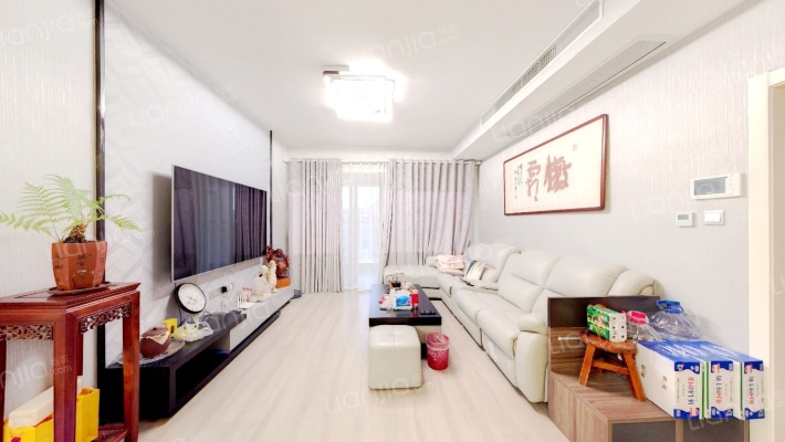 贵安新天地贵尊苑A区二手房实景图