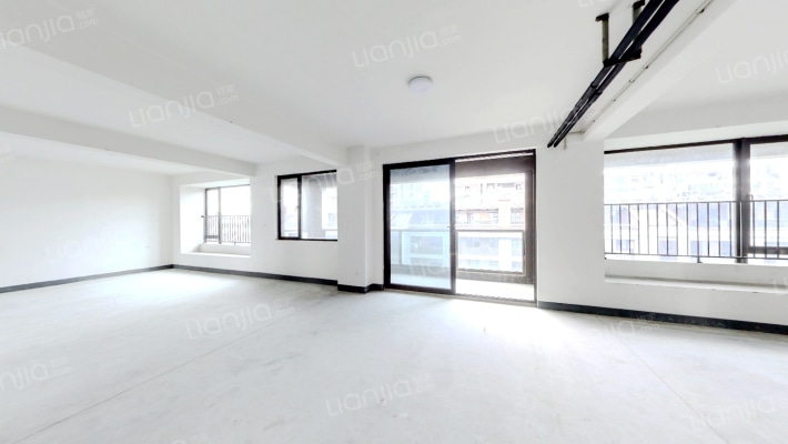 荣安桃李郡二手房实景图